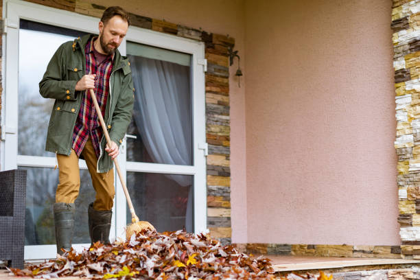 Best Garage Cleanout Services  in Lodi, WI